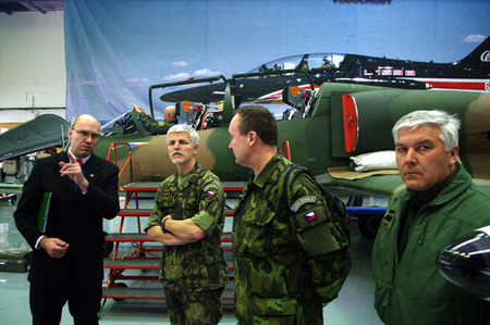 Ve Vodochodech se leteckému průmyslu daří