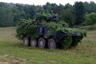 český Pandur za přesunu na cvičení Saber Junction 2014