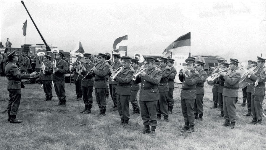 Koncert pro vojáky bratrských armád na spojeneckém cvičení Štít´72.