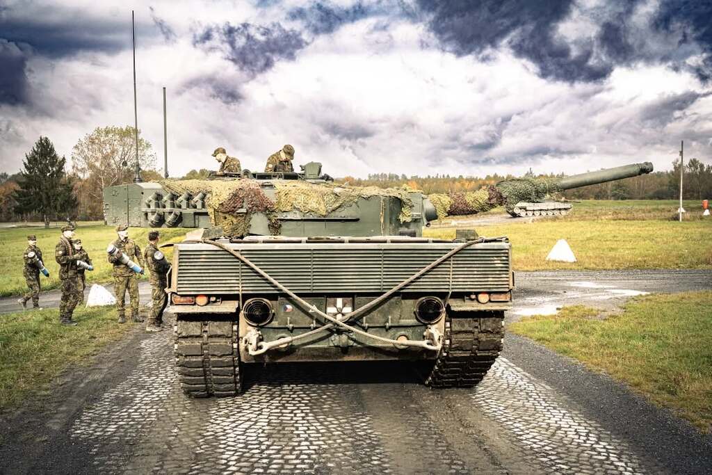 Kurz osádek Leopardu 2A4 na SBV Přáslavice
