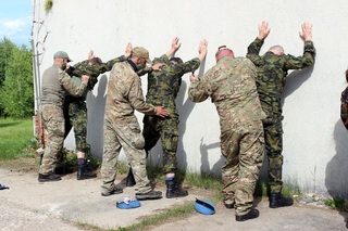  Prohledávání i fyzické násilí jsou možné scénáře, ve kterých se může v krajních situacích vojenský pozorovatel ocitnout