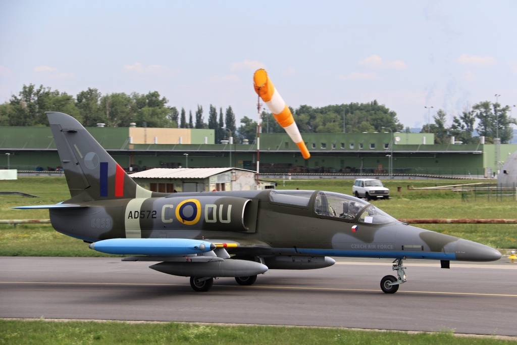 L-159 v barvách k poctě generála Peřiny