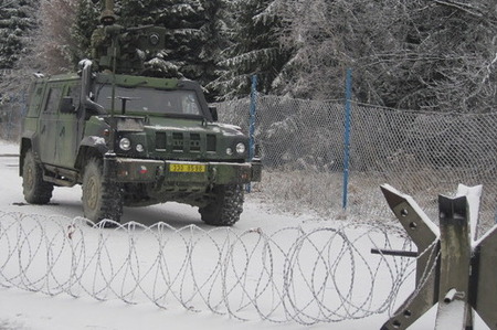 Vojáci z Hranic se na sněhu připravují na Afriku, misi zahájí v březnu