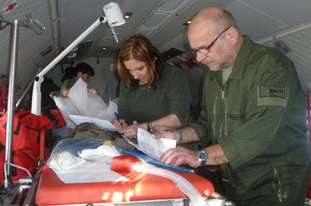 Michal Mareček o přepravě raněných Ukrajinců: Je to jako ošetřovat pacienta ve Vysokých Tatrách