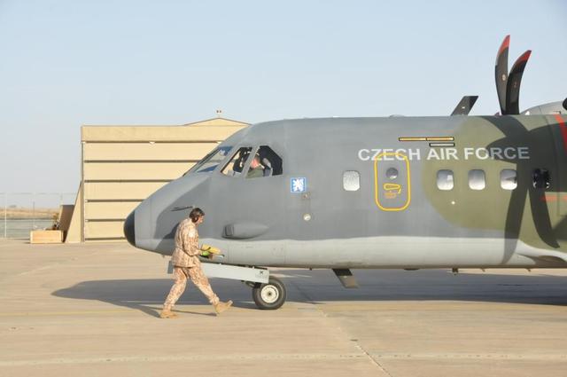Czech airmen gain new valuable experience flying in a completely different environment