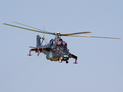 Mi-24/35V Alien v pozici přímé letecké podpory