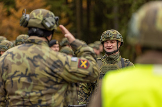 Major Evan, velitel 3. úkolového uskupení