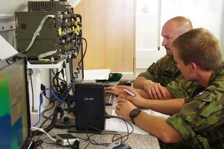 Podívejte se, jak vzniká stavba mostního provizoria