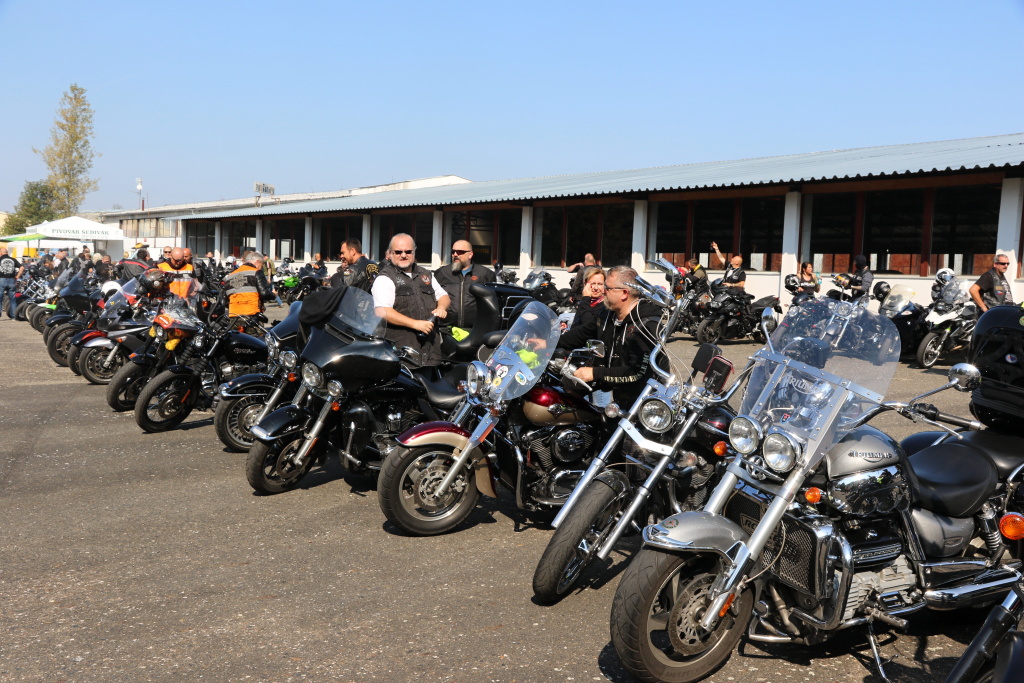 Motorkářů bylo na akci více než 200