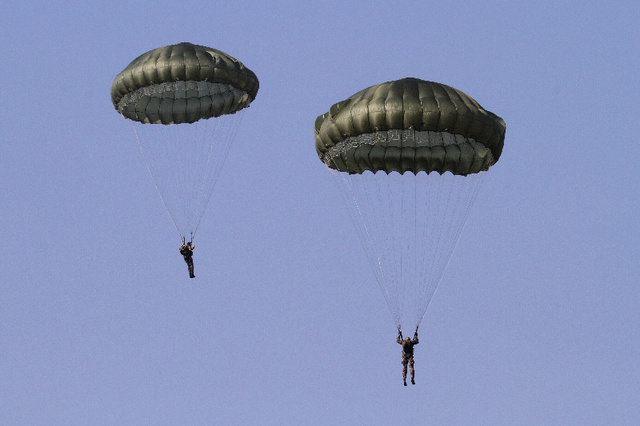 Nový padákový komplet OVP-12SL 09