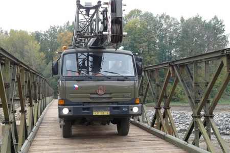 Přes 160 vojáků nadále pomáhá s odstraňováním následků povodní