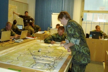 Štáb 72. mechanizovaného praporu je schopen řídit operaci vysoké intenzity 