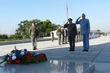 Srbský generál ocenil důležitou spolupráci s Českou republikou