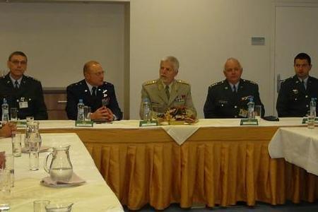 Příslušníci E3A komponentu navštívili Českou republiku