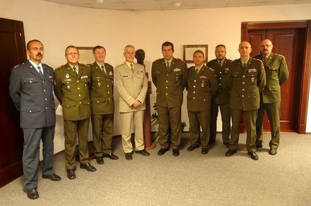 Generál Pavel se rozloučil s plukovníky odcházejícími z řad Armády České republiky