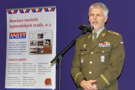 Ve svém srdci zůstávám i nadále parašutistou