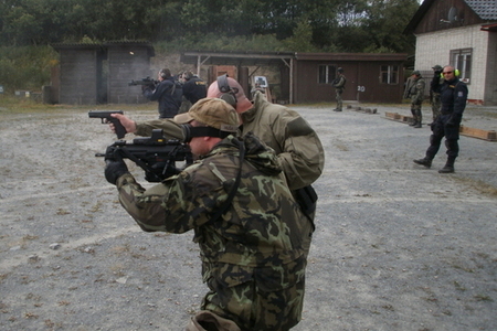 „Zelená taktika“ obohatila výcvik policistů, policejní praktiky zase výcvik vojáků 