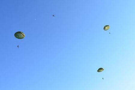 Výsadkáři vyhráli 3. ročník memoriálu československých parašutistů