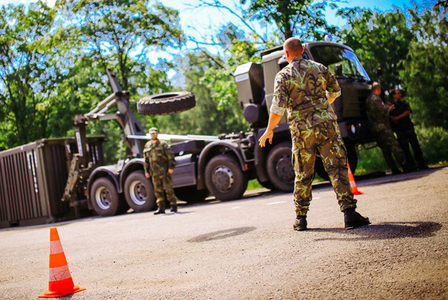 Nejlepší řidiči čtrnáctky soutěžili na Boleticích 