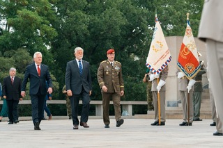 Den ozbrojených sil připomněl odkaz československých legionářů i službu dnešních vojáků