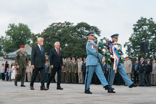 Den ozbrojených sil připomněl odkaz československých legionářů i službu dnešních vojáků
