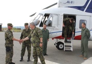 Přílet náčelníka Generálního štábu AČR armádního generála Aleše Opaty na cvičení záložníky