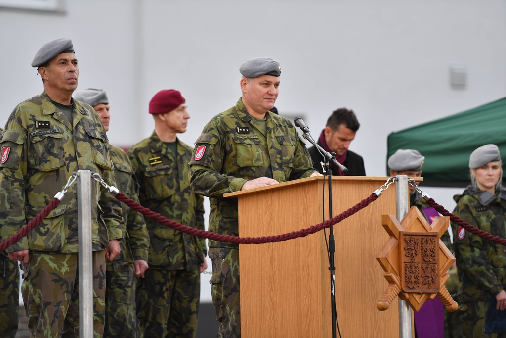 Proslov nového velitele plk. Sladkého