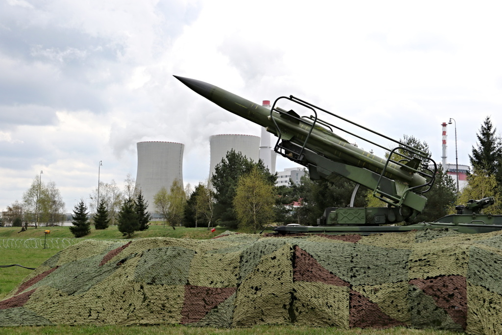 Raketový komplex KUB u jaderné elektrárny Temelín