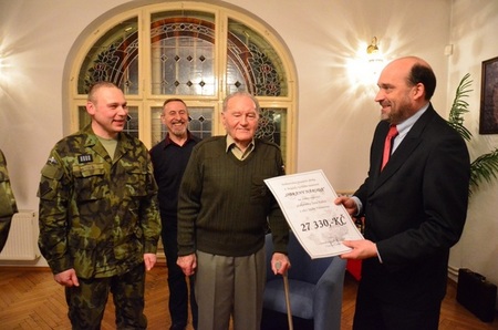 4. brigáda finančně přispěla na rekonstrukci rodného domu plukovníka Jana Kubiše 