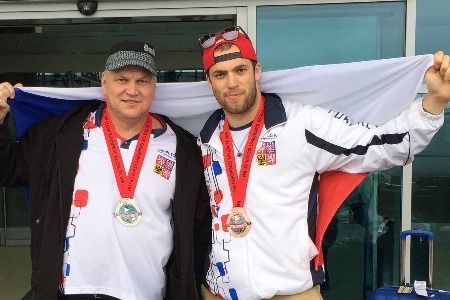 Člen Čestné stráže pojede reprezentovat Čechy na mistrovství Evropy v bench-pressu