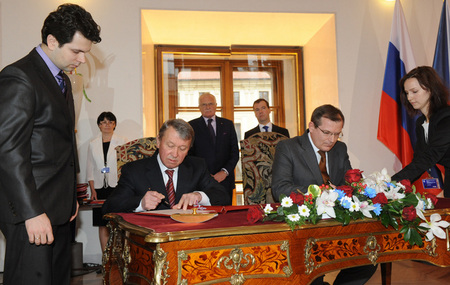 Signing the Protocol on changes in previous agreement