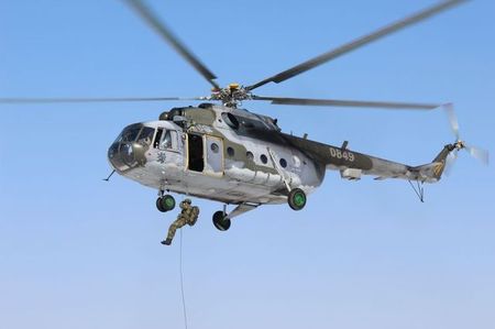 43rd Airborne Battalion in helicopter rappel exercise