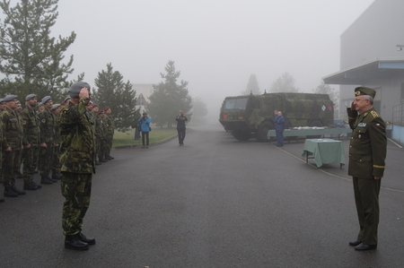 Armáda převzala pět modernizovaných cisteren na pohonné hmoty ve Štěpánově