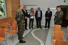 Součástí návštěvy byla i prohlídka místní kaple 4. brigády