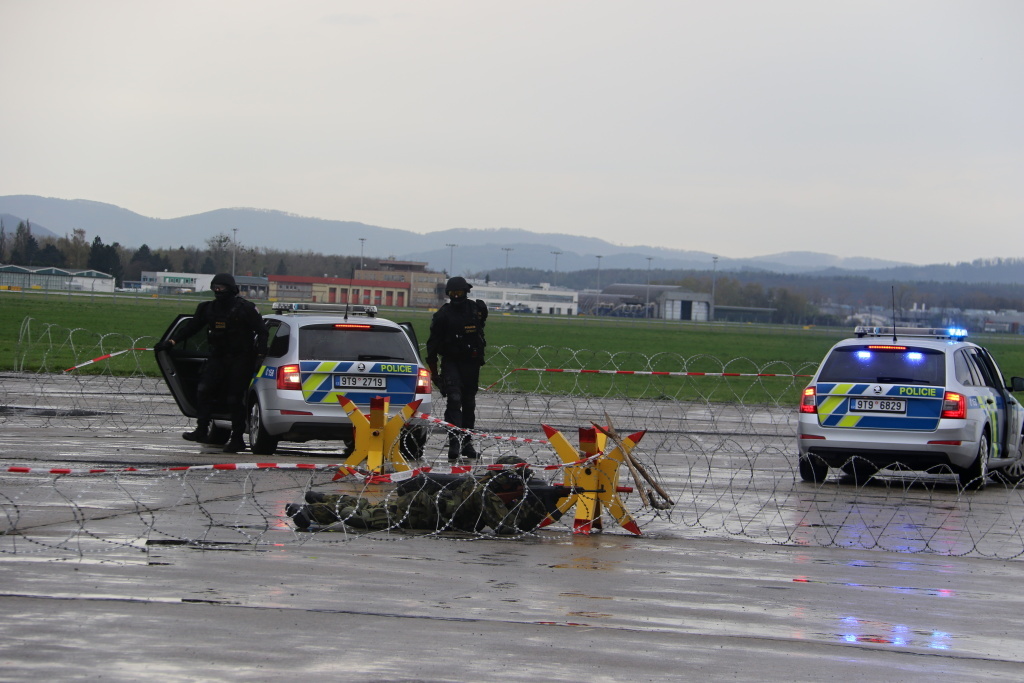 Součinnost PČR na cvičení Hradba 2018