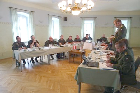 Generál Josef Bečvář jednal s rakouským protějškem o spolupráci obou armád