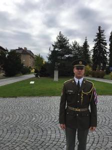 Svob. Jan Háva v uniformě Čestné stráže AČR.