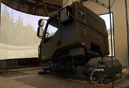 Vyškovští představili řidičský trenažér vozidla Tatra 810