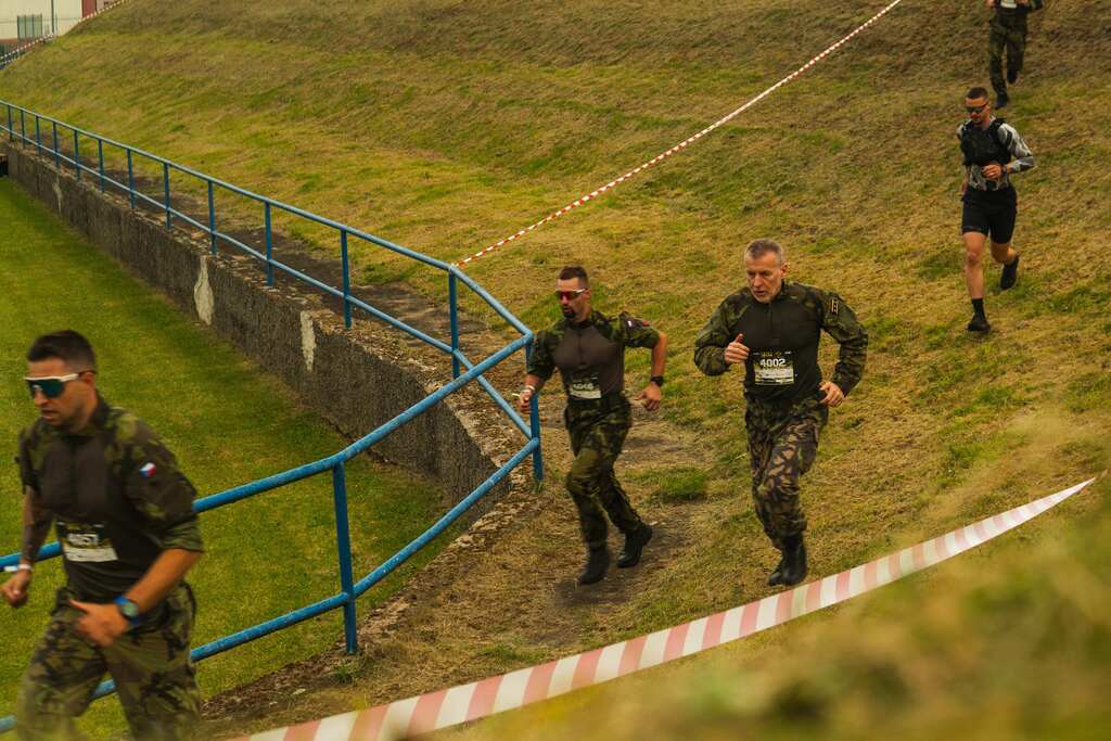 Třetí místo v kategorii 10 km vybojoval generálporučík Miroslav Hlaváč 