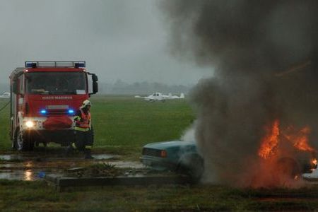 Středomoravské letecké pouti v Přerově nepřálo počasí, přesto přišlo téměř tisíc návštěvníků 
