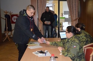 Úvodní evidenční formality u personalistů VeV-VA