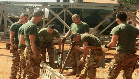 Most darovaný Českou republikou podstupuje ve středoafrickém Bangui poslední zátěžové zkoušky 