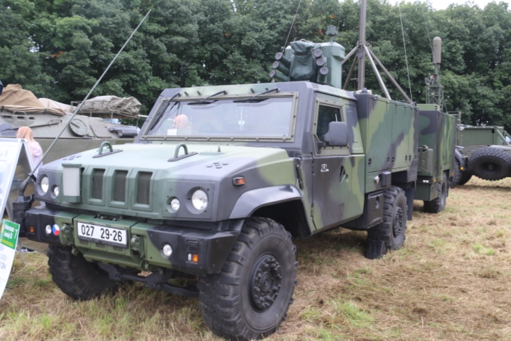 Vozidlo pro chemické specialisty S-LOV CBRN na podvozku Iveco
