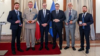 Ilustrační obrázek ke článkuCenu BRS získali i dva zaměstnanci resortu Ministerstva obrany ČR