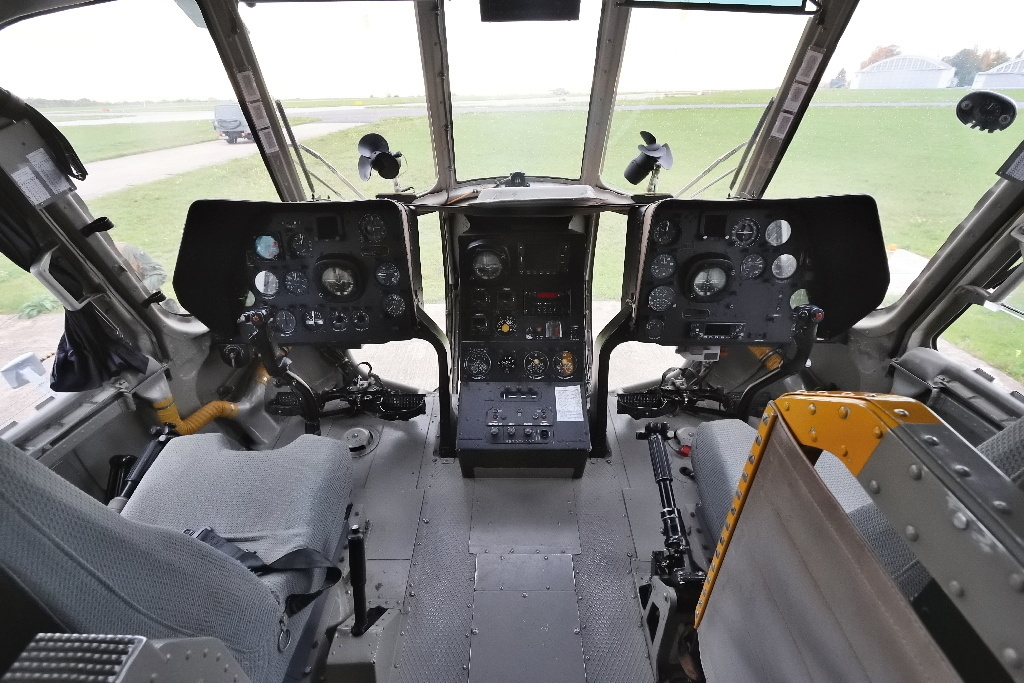 Vrtulník Mi-8S 