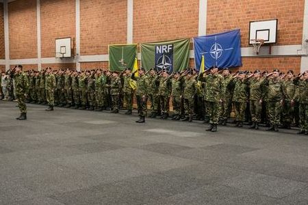 Výsadkáři poprvé v historii velí mezinárodnímu uskupení v rámci Sil rychlé reakce NATO