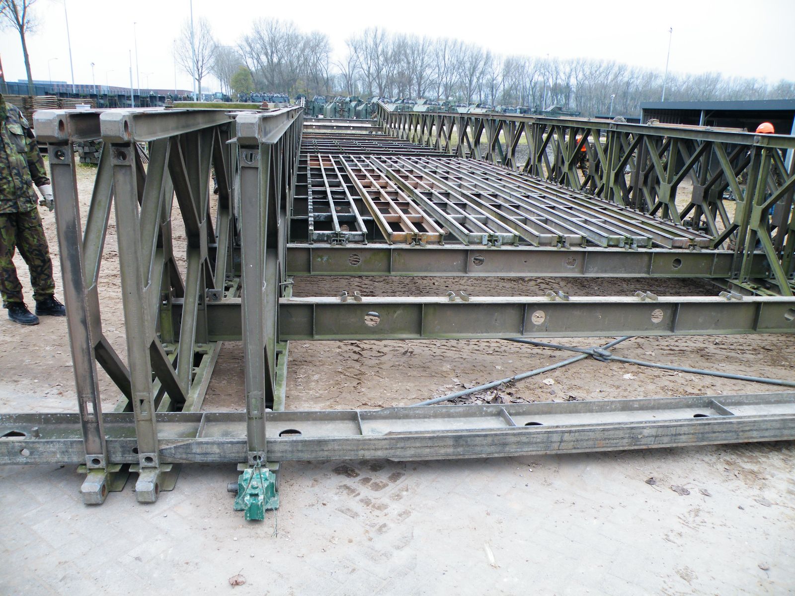 Most postavený českými ženisty na nizozemském vodním cvičišti