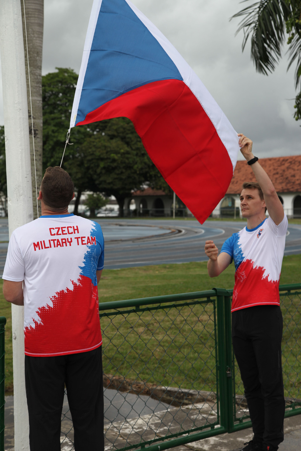 Vztyčování vlajky