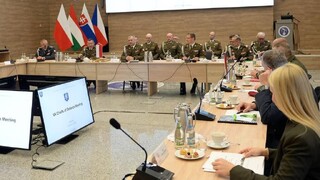 Ve Varšavě jednali šéfové armád Visegrádské čtyřky