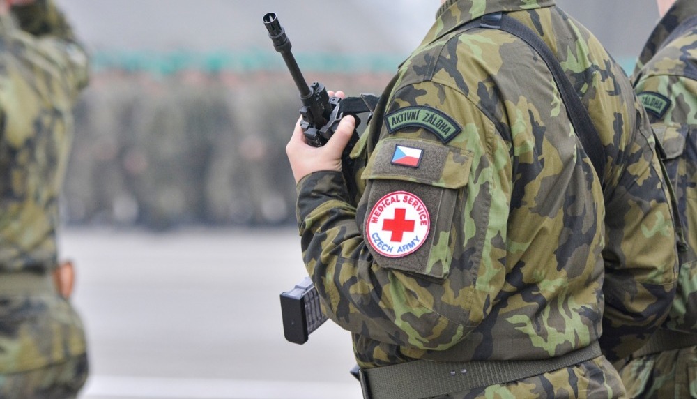 Na přehlídce ke stému výročí Československa bude pochodovat přes dvě stě vojáků aktivní zálohy